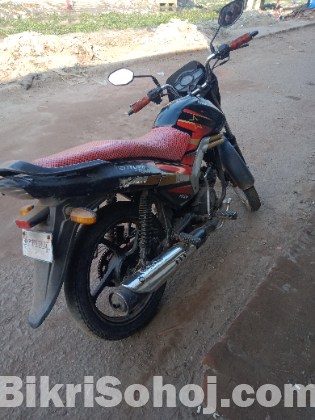 মাহিন্দ্রা ১১০সিসি